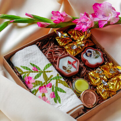 Calyz Brown Box Festive Hamper - Image 3